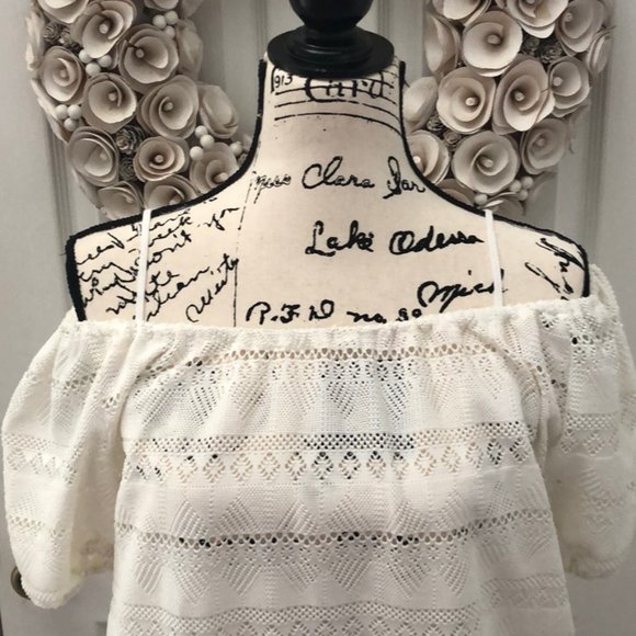 DONATED -2 piece cream Maria Gabrielle blouse - Picture 3 of 6